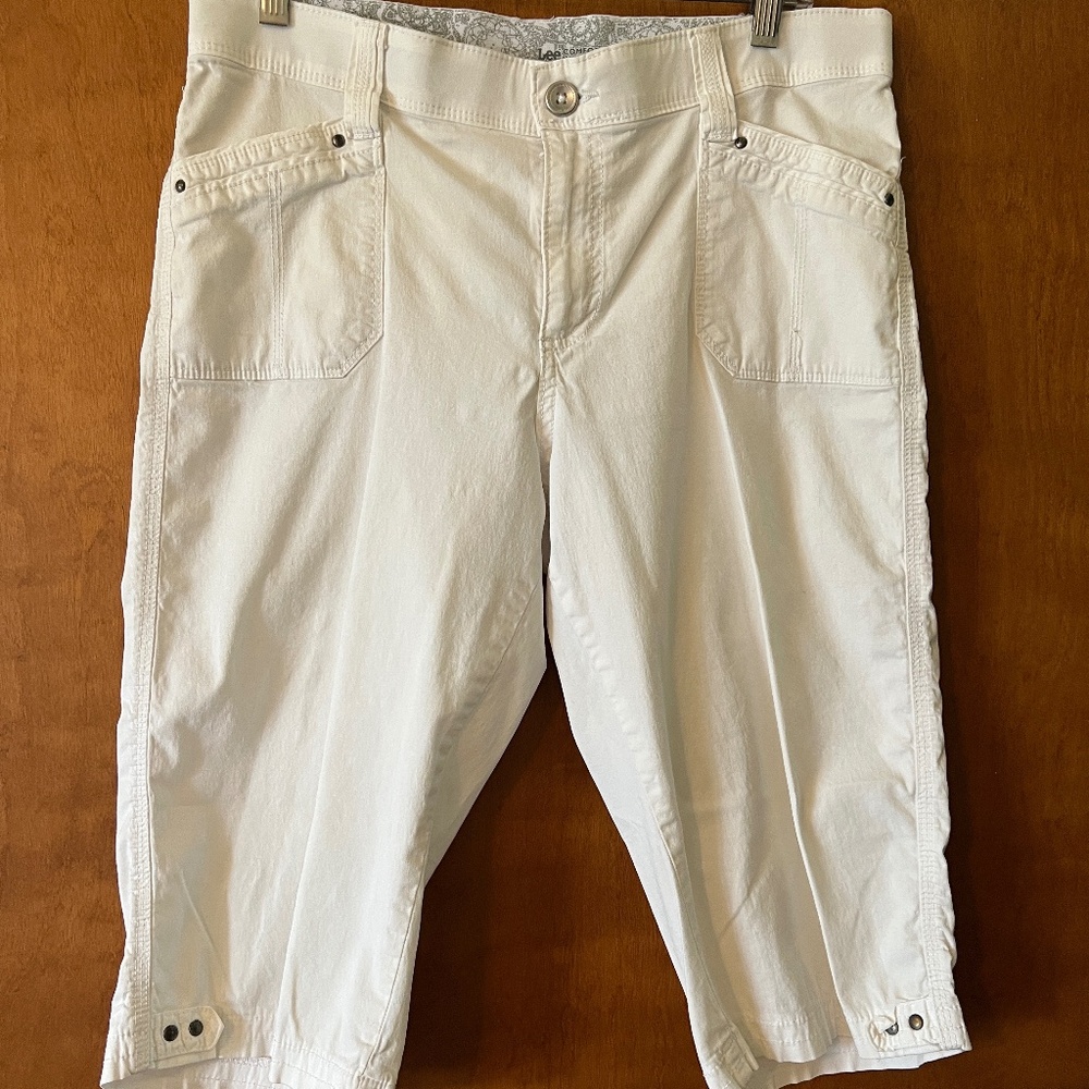Lee Comfort Waistband Bermuda Shorts, size 12